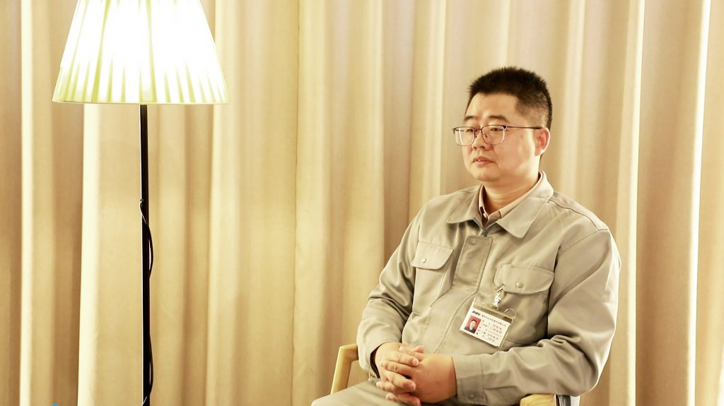 He Shicheng: A 'Weaver' for Digital Transformation 微信图片 20250312113937 1024x575 - He Shicheng: A 'Weaver' for Digital Transformation