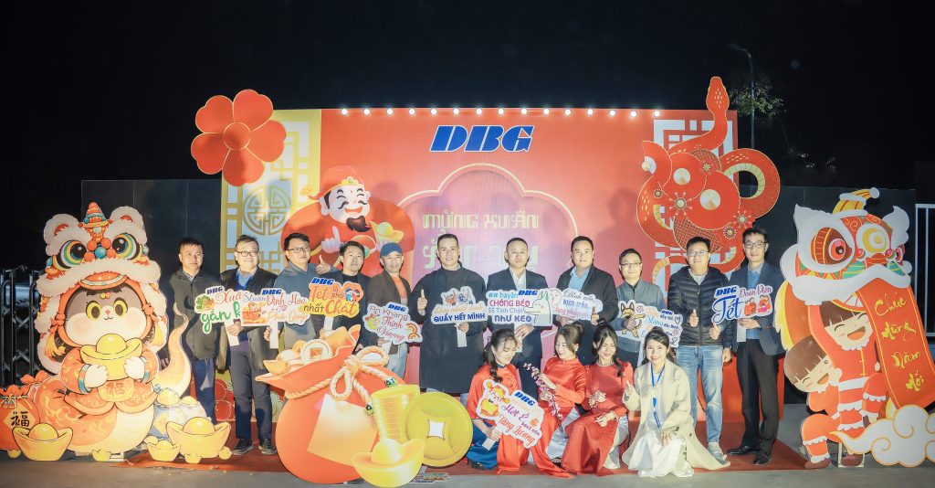 1 1 1024x534 - The Vietnam DBG Spring Festival Gala is full of excitement!